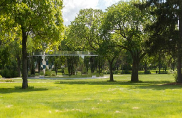 Mirrored glass park pavilion in Edmonton, Canada