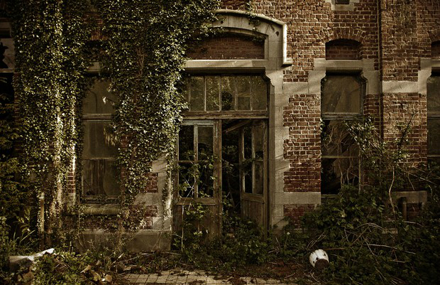 Halloween Ideas - Fascinating Abandoned Mansions To Visit