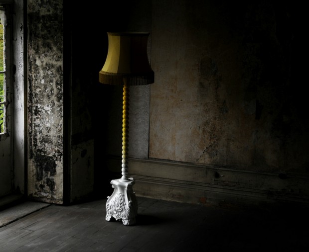 Floor Lamps for a Good-Mood Master Bedroom Decor  (8)